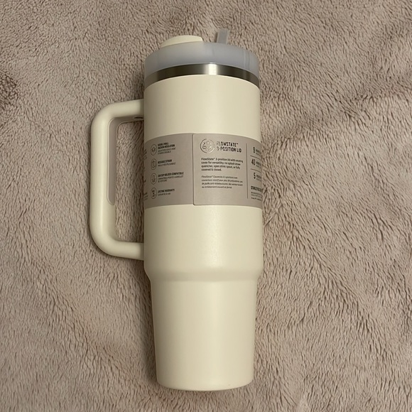 Stanley Tumbler - Quencher H2O 30 ounce - cream - Picture 3 of 5